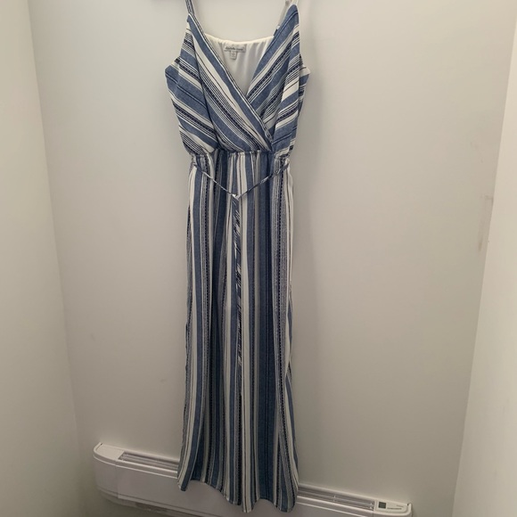 Charlotte Russe White and Blue Striped Jumpsuit - Picture 4 of 12